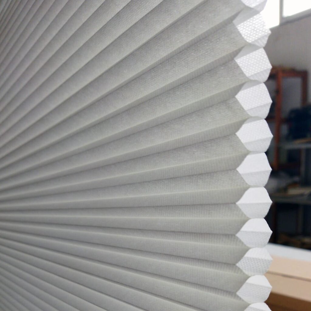 Detalle de persianas honeycomb