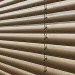 Persianas Horizontalas Venecianas de PVC arena