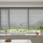 Prsianas venecianas de aluminio gris en cocina en Tulum